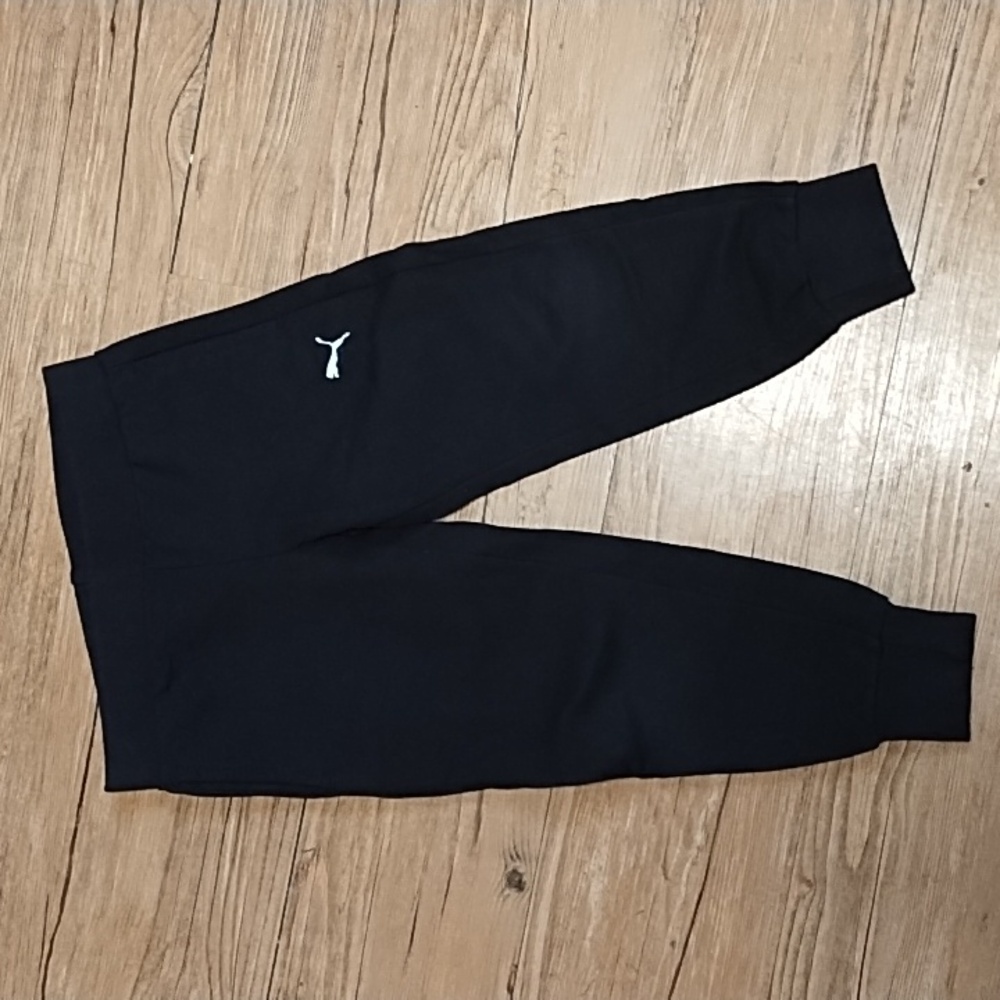 Puma Boys Classic Jogger Pants | 4 | Black